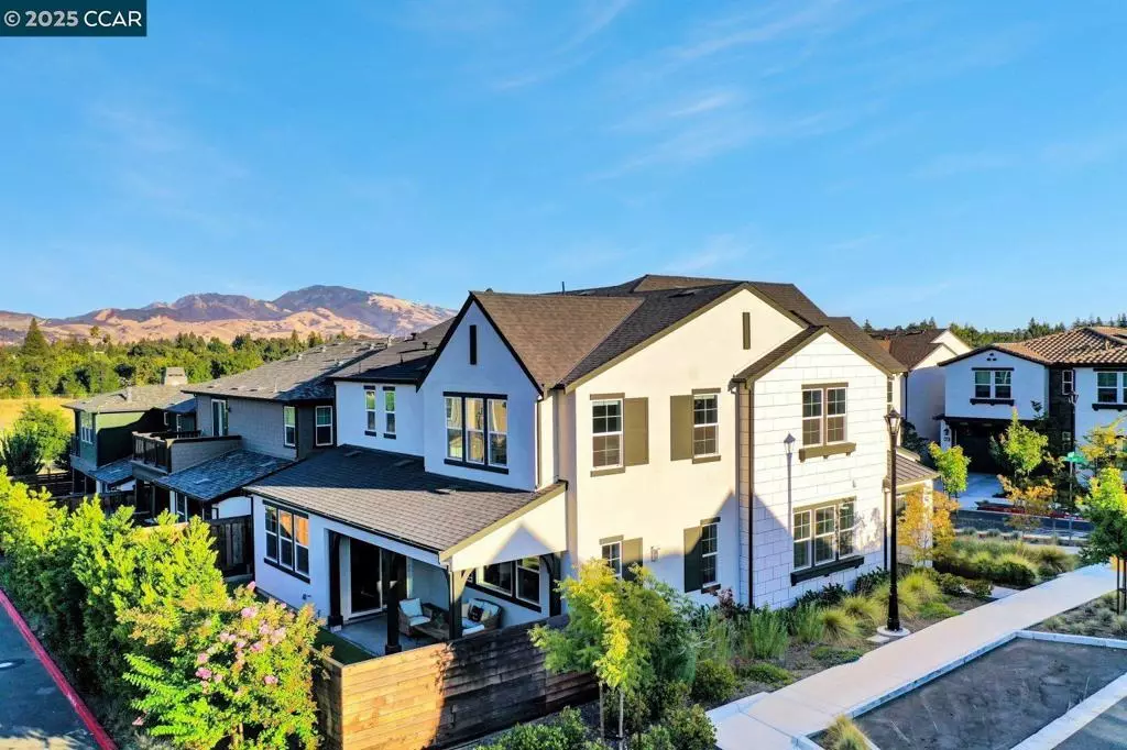 Pleasant Hill, CA 94523,105 Laurel Oak Drive