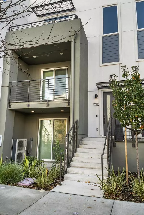 Alameda, CA 94501,538 Martin Mariner Avenue