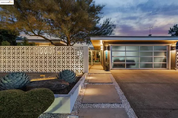 4860 Bryce Canyon Park Dr, Fremont, CA 94538