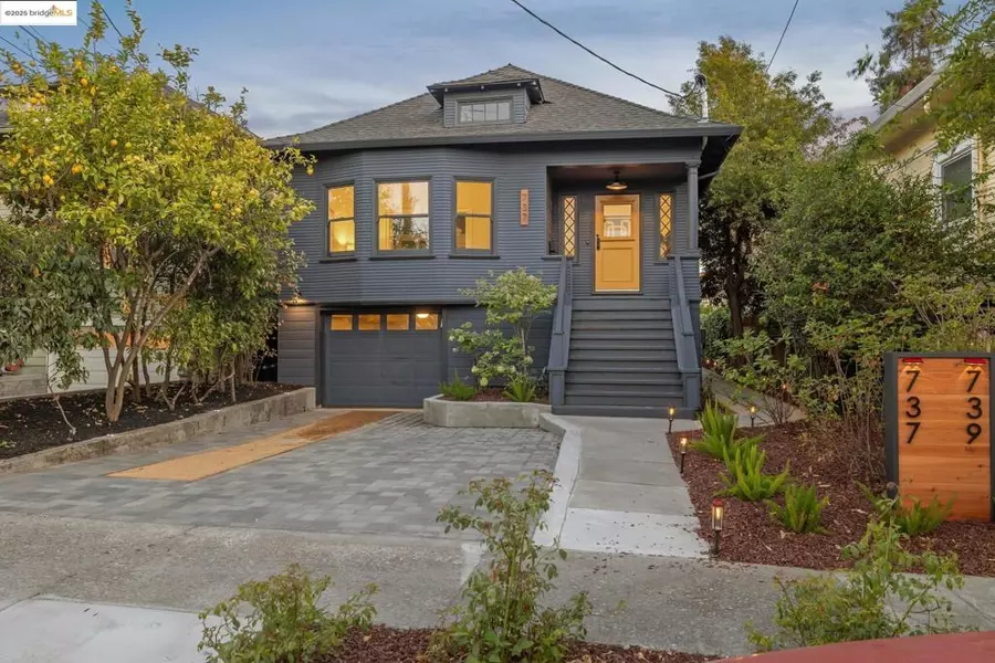 737 61st St, Oakland, CA 94609