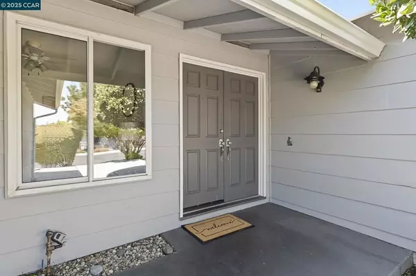 Martinez, CA 94553,1602 Rolling Hill Way