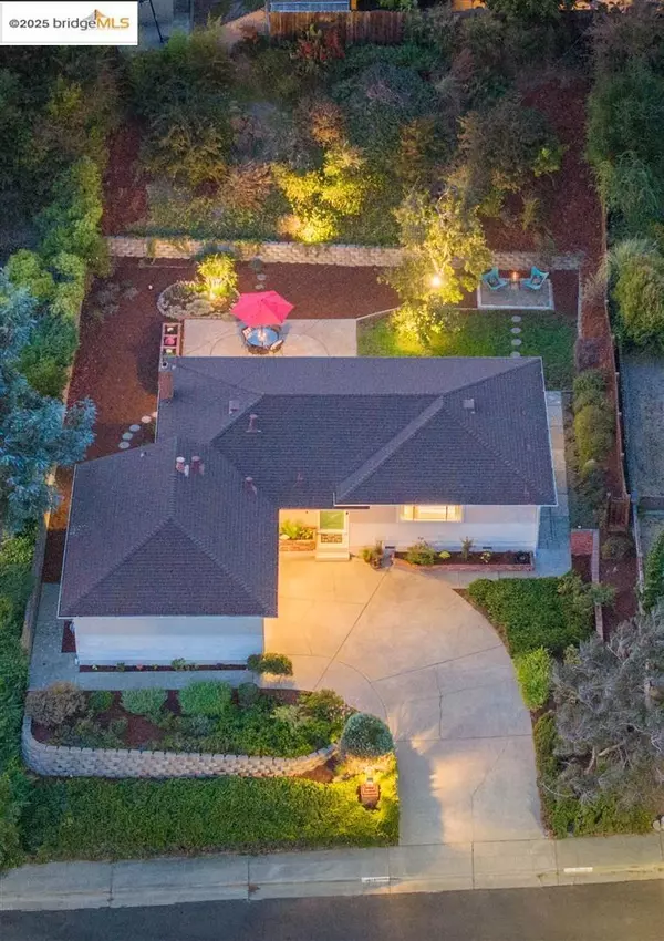 Richmond, CA 94806,3027 Colette Dr