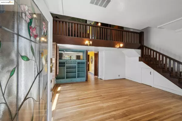 Berkeley, CA 94705,2119 Derby St