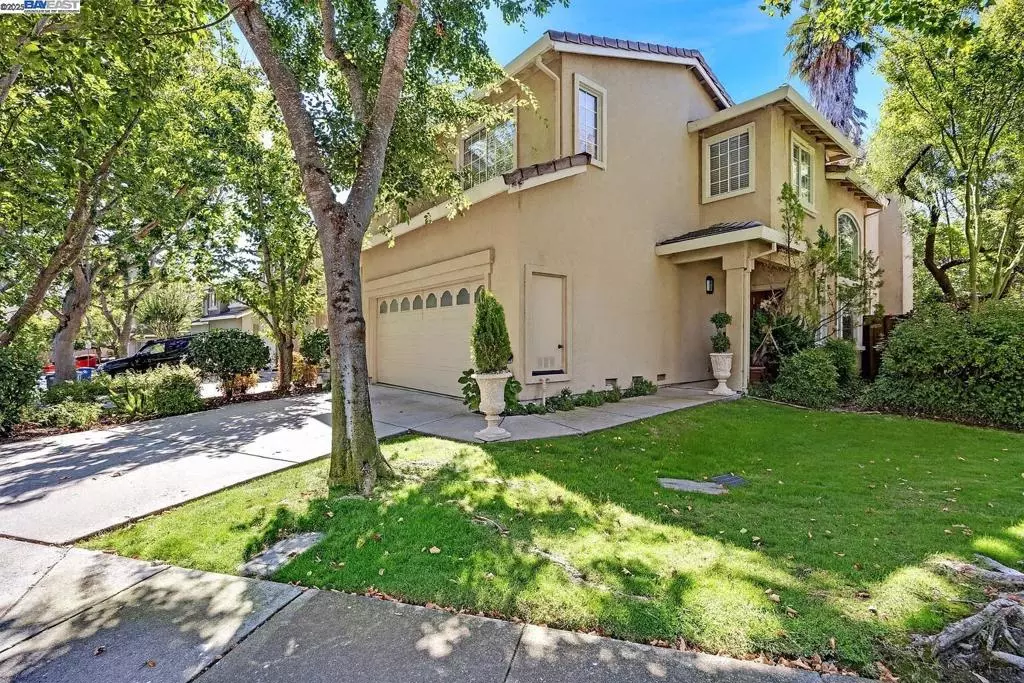 San Ramon, CA 94583,15 Creekside Dr