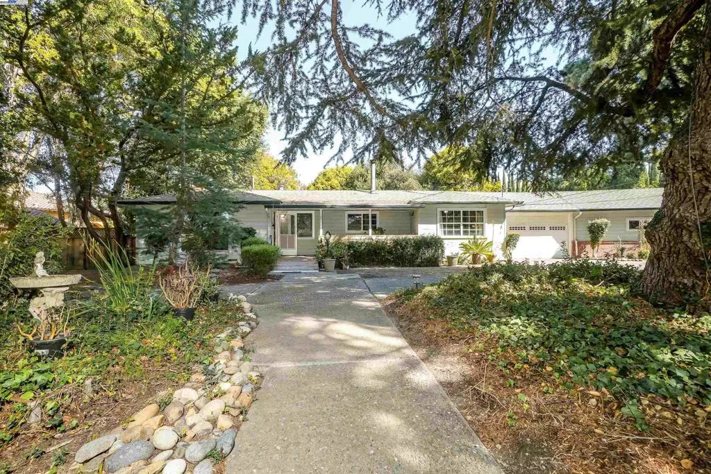 Fremont, CA 94536,35784 Linda Dr