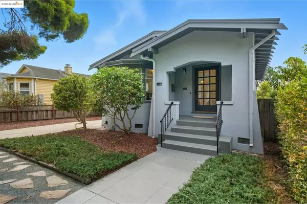 Albany, CA 94706,1112 Masonic Avenue