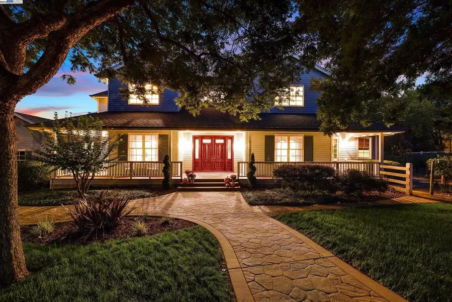 8281 Sassafras Ct, Pleasanton, CA 94566