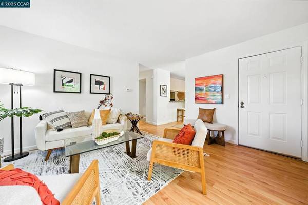 1455 Latour Ln #10, Concord, CA 94521