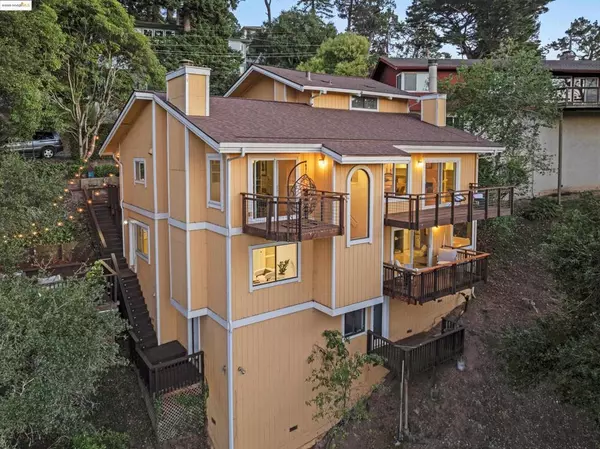 Oakland, CA 94611-2414,5821 Bagshotte Drive