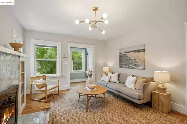 Oakland, CA 94619,3961 Magee Ave