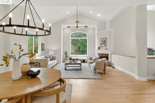 Oakland, CA 94611,5555 Moraga Ave