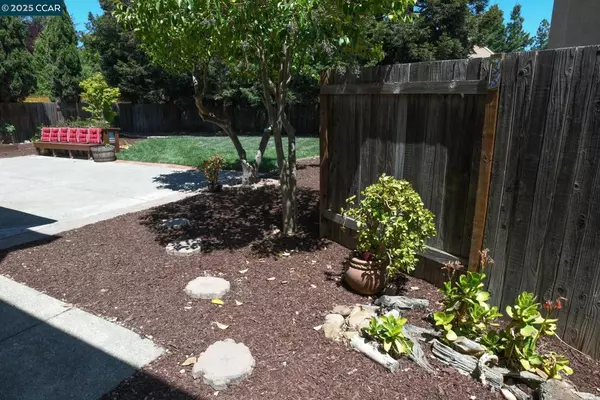 Benicia, CA 94510,555 Willow Ct
