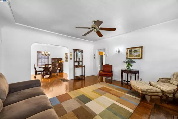 Hayward, CA 94541,436 Grove Way