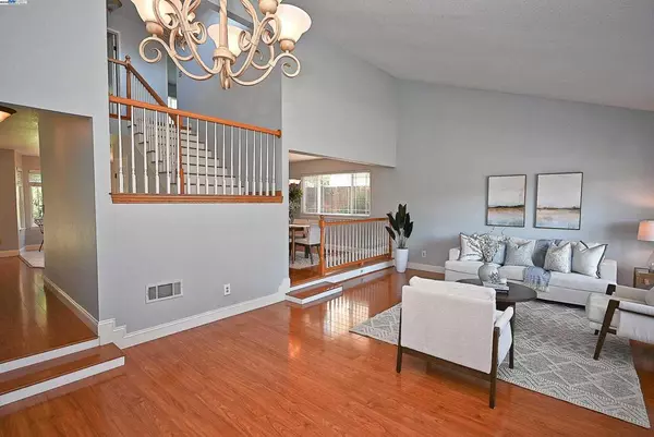 Dublin, CA 94568,6746 Sapphire St