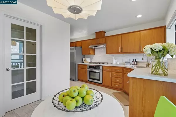 Walnut Creek, CA 94596,1696 San Miguel Dr