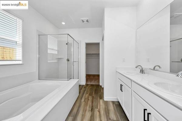 Discovery Bay, CA 94505,354 Astilbe Street