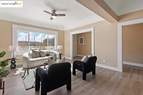 Oakland, CA 94608-2925,1148 53rd