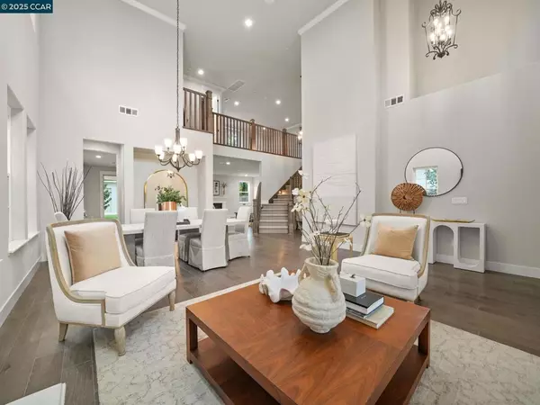 Alamo, CA 94507,1588 Alamo Way