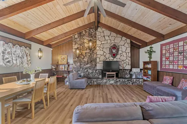 San Leandro, CA 94578,829 Crespi Dr