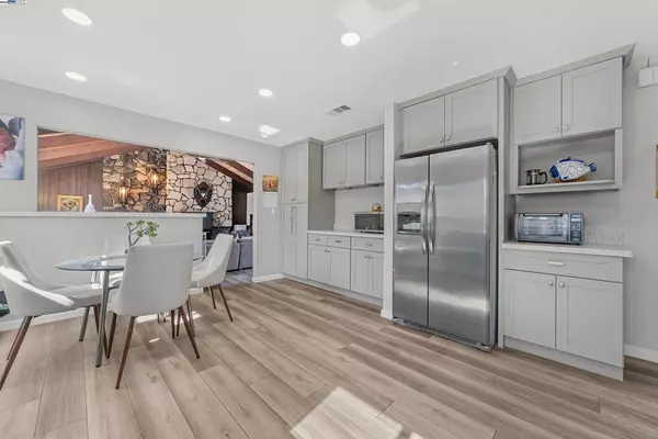 San Leandro, CA 94578,829 Crespi Dr