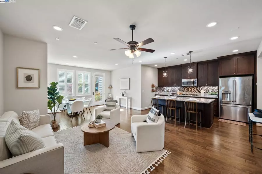 454 Persimmon Common #8, Livermore, CA 94551