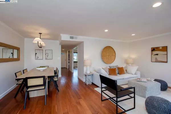 Alameda, CA 94502,1117 Camino Del Valle