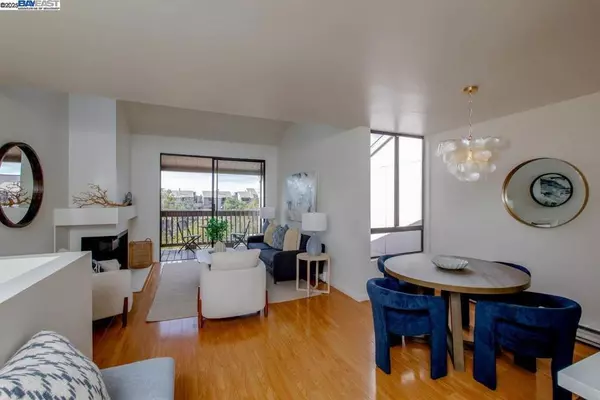 Alameda, CA 94501,2101 Shoreline Dr #475