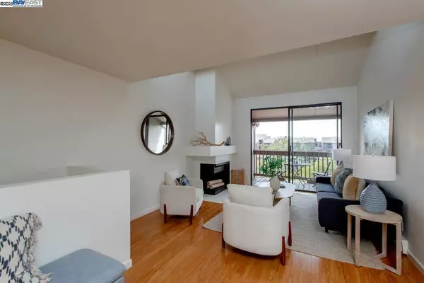 Alameda, CA 94501,2101 Shoreline Dr #475