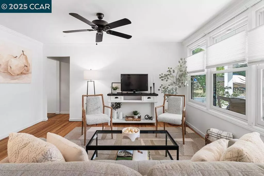 Benicia, CA 94510,15 Buena Vista