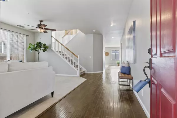 Patterson, CA 95363,1230 Fawn Lily Drive