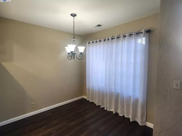 Pleasanton, CA 94566,503 Rose Ave