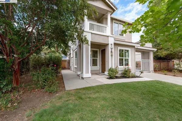 Livermore, CA 94551,5740 Woodrose Way