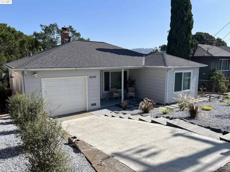 8040 Crest, Oakland, CA 94605