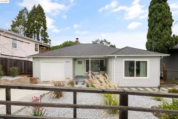 Oakland, CA 94605,8040 Crest