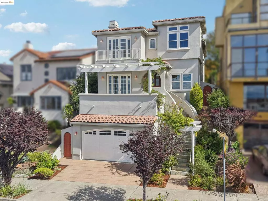 Oakland, CA 94618,4914 Proctor Ave