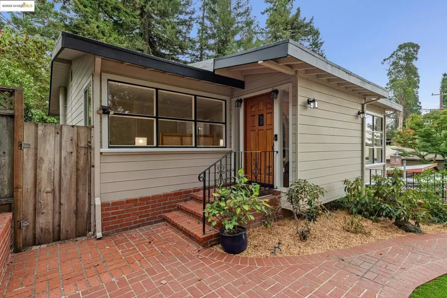 6556 Farallon Way, Oakland, CA 94611