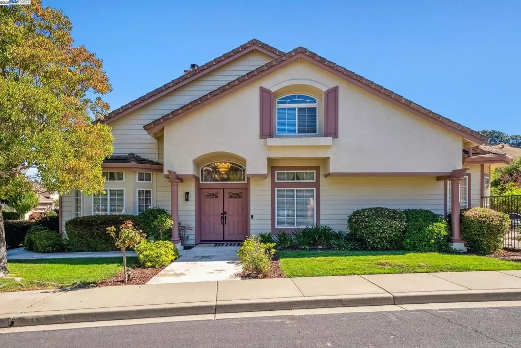Pleasanton, CA 94588,5603 Highcrest Ct