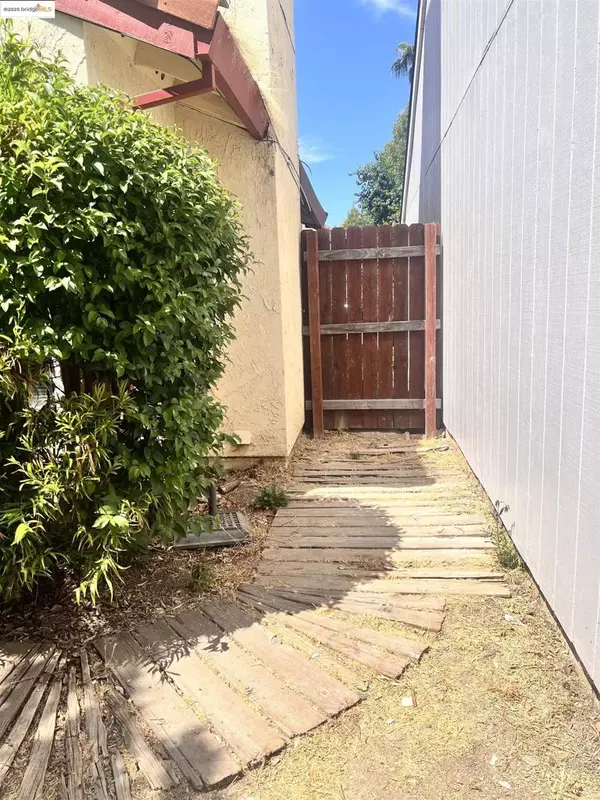 Sacramento, CA 95833,56 Ishi Cir