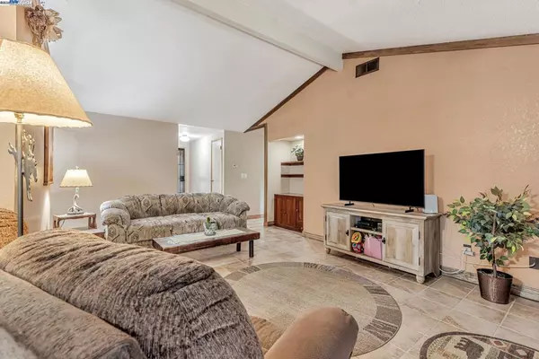 Livermore, CA 94550,577 Rachelle St