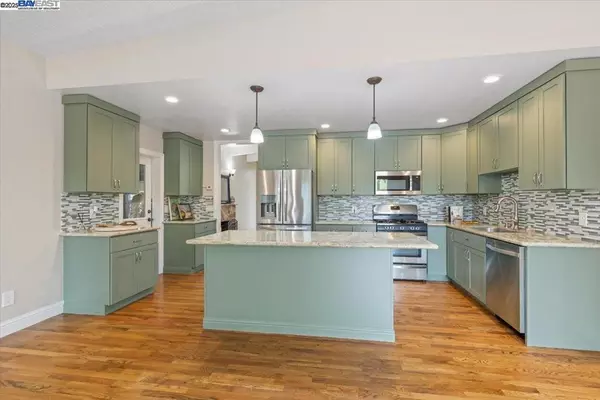 San Pablo, CA 94806,2712 Oharte Rd