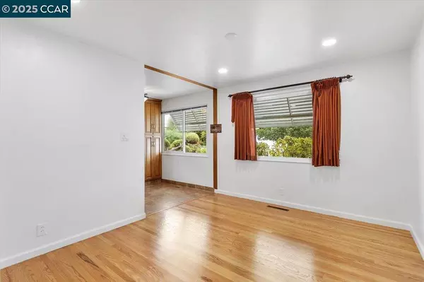 San Lorenzo, CA 94580,987 Via Bregani