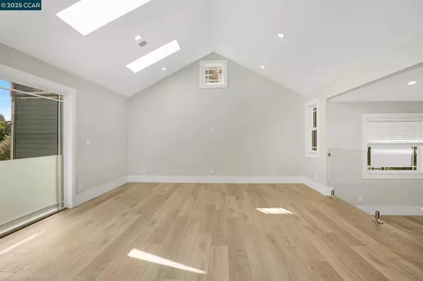 Emeryville, CA 94608,1017 47Th St