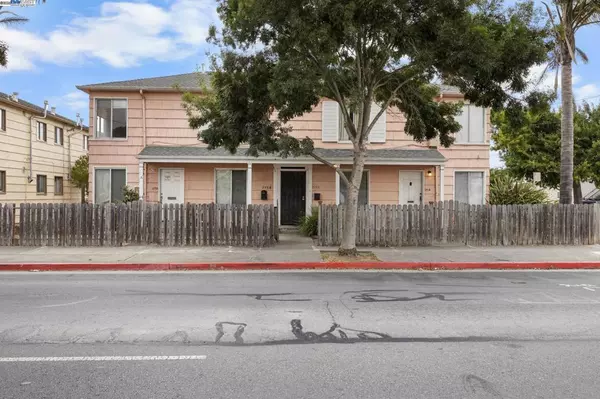 2750 Sacramento St, Berkeley, CA 94702