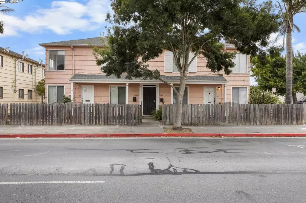 Berkeley, CA 94702,2750 Sacramento St