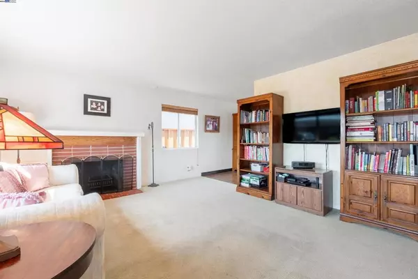 San Leandro, CA 94579,14820 Crosby St