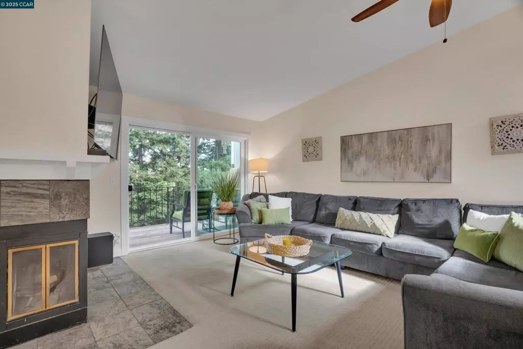 Martinez, CA 94553,242 Via El Dorado Lane