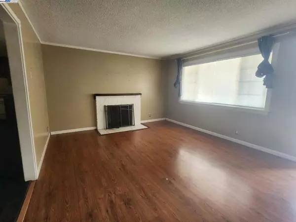Dublin, CA 94568,7482 Larkdale Ave