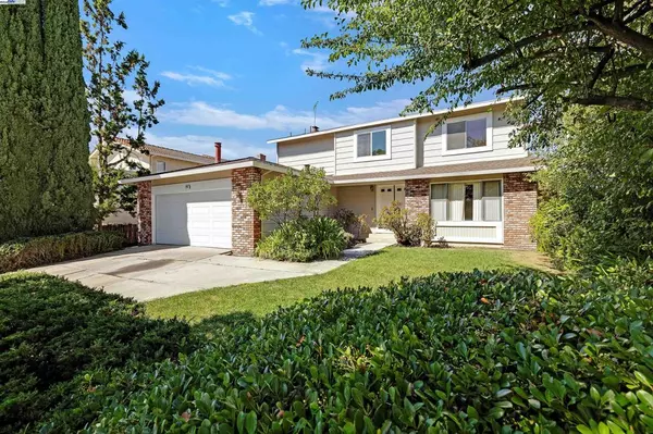 Fremont, CA 94539,725 Little Foot Dr