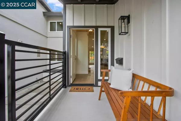 Walnut Creek, CA 94598,2975 Hurlstone Ct