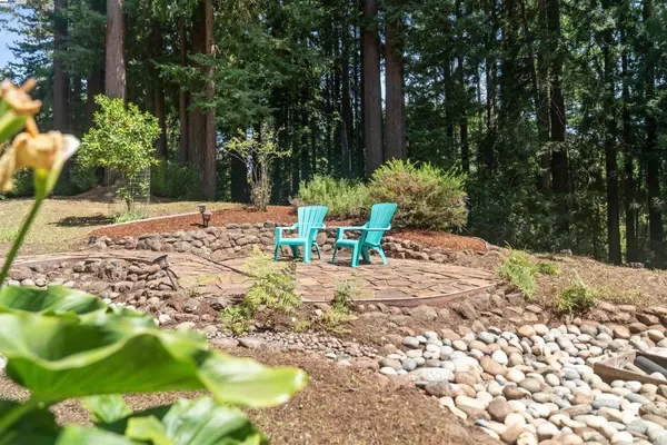 Boulder Creek, CA 95006,220 Hillary Hts